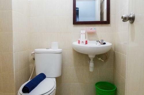 Strategic Studio Apartment At Puncak Permai By Travelio