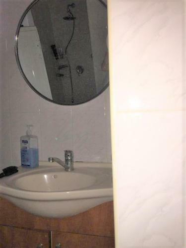 Hostal Cozy Private Rooms Near Beach And Kikar