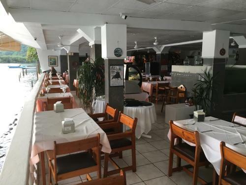Hotel Y Restaurante Costa Del Sol