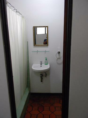 Habitacion Santo Domingo, Heredia