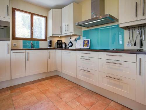 Charming Villa With Private Pool Near Lake In Oupia