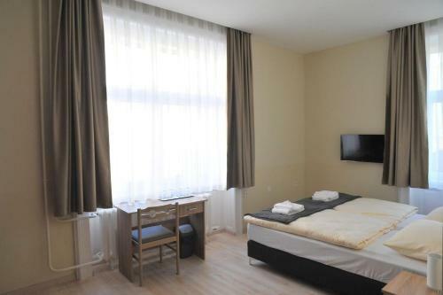 Hostal Piros Arany Panzi� Kalocsa