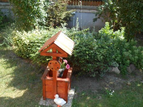 Hostal Aranyes? Vend�gh�z Csorbai