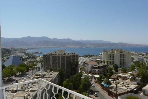 Tzofit Street Beach View Apartments