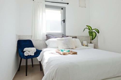 Central Apartment By The Sea