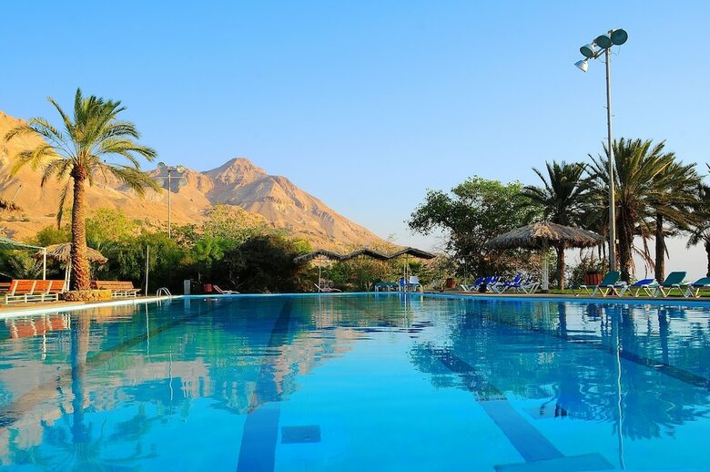 Ein Gedi Kibbutz Hotel