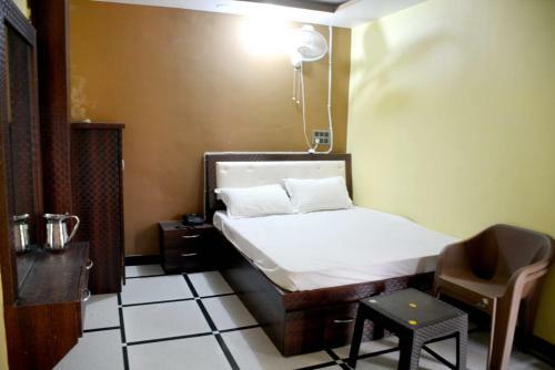 Hotel Kavya Residency