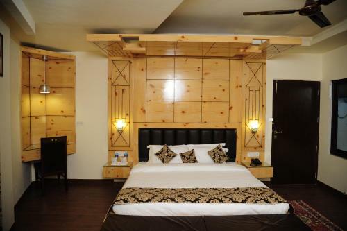 Hotel Grand Sharan