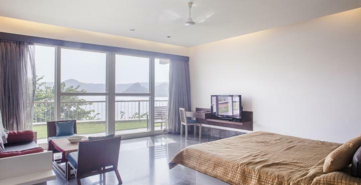 Hotel Jaisamand Island Resort
