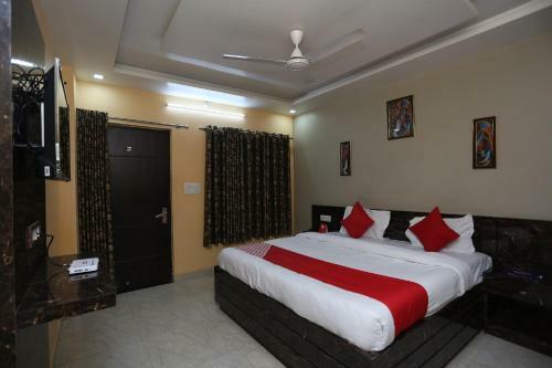 Oyo 26803 Hotel City Inn
