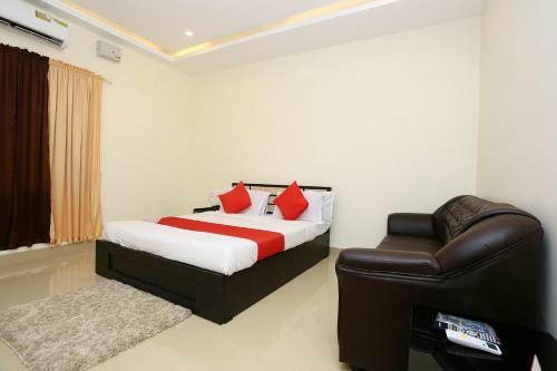 Hotel Oyo 22281 Reem Residency