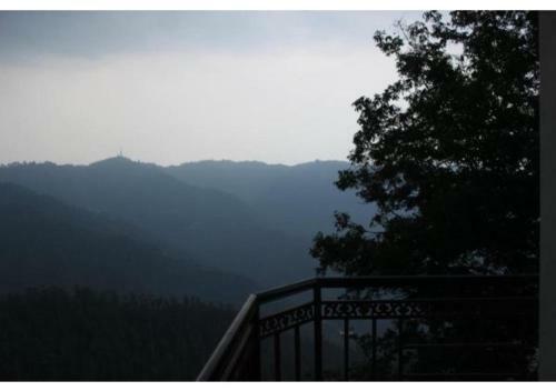 Enjoyable Stay With Balcony Views
