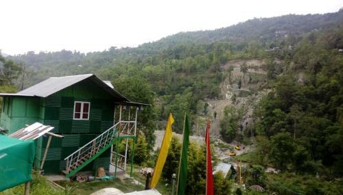 Vamoosetrail Pedong Village Resort