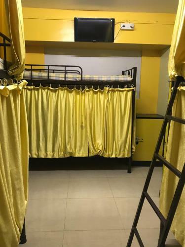 Hostal Ashirwad Guest House (male Only)