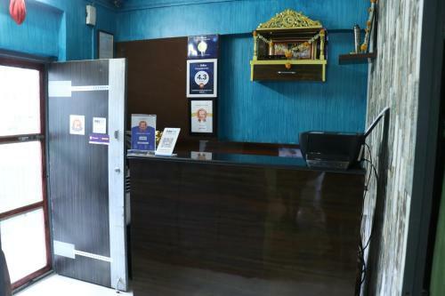 Hostal Ashirwad Guest House (male Only)