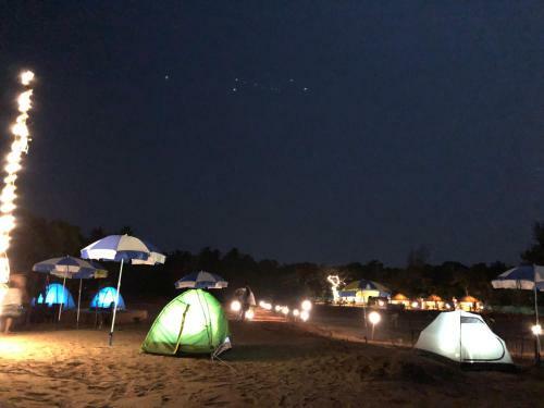Hotel 5 Mile Beach Resort
