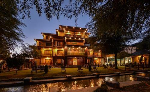 Hotel Eden Resorts & Spa,pahalgam