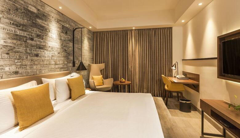 Hotel Lemon Tree Premier City Center Pune