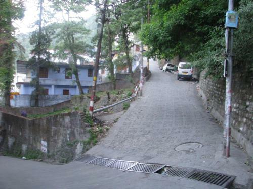 Lakeview House On Mall Road