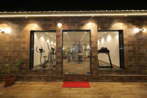 Hotel Sarovar Portico, Somnath