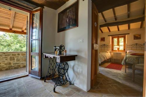 Col Di Morro Villa Sleeps 6 Pool Wifi
