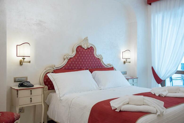 Hostal B&B Palazzo Montesanto