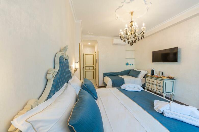 Hostal B&B Palazzo Montesanto