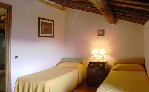 Balbano Villa Sleeps 8 Wifi