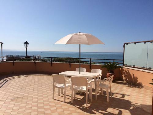 Apartamento Condominio Fortino