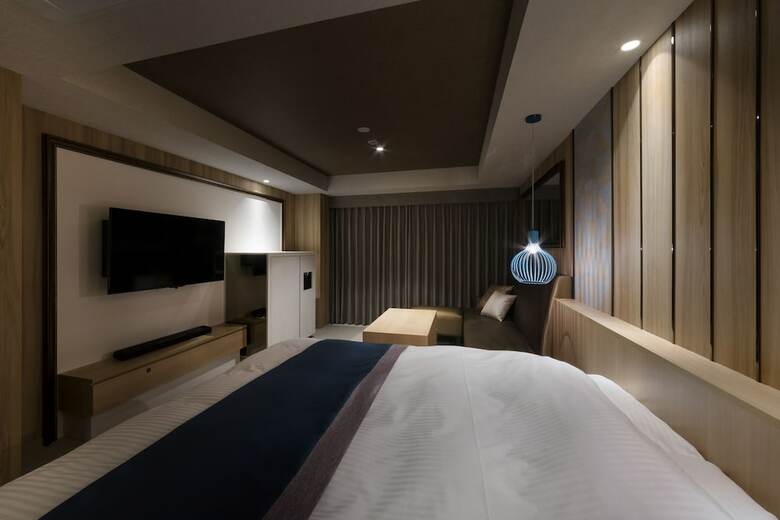 N Hotel