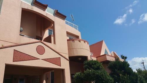 Hostal Guest House Amakara Okinawa