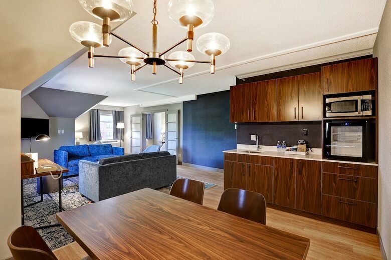 Hotel Four Points By Sheraton St. Catharines Niagara Suites