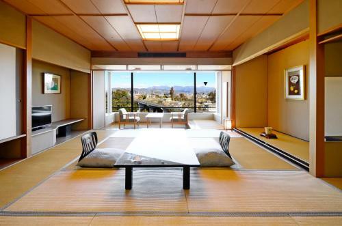 Shitakirisuzumeno Oyado Hotel Isobe Garden