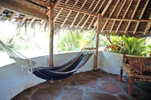Shambani Cottages