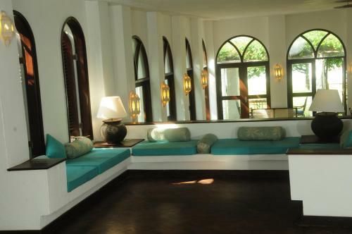 Hotel Jacaranda Indian Ocean Beach Resort