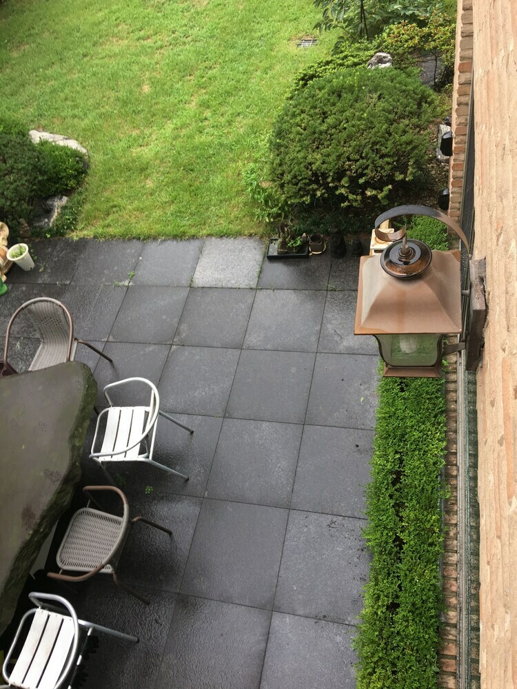 Hostal Puzzlestay House