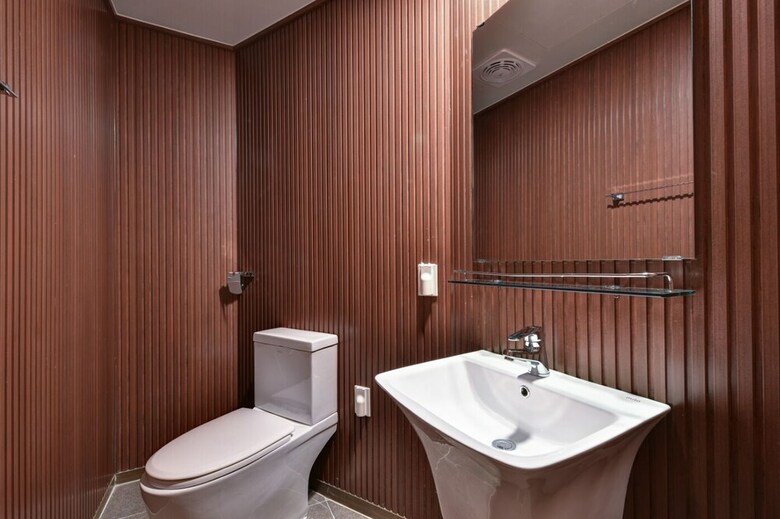 Sea Moon Tourist Hotel