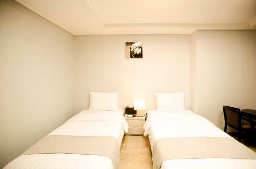 Yeongdeungpo Vip Hotel