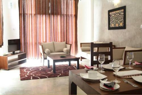 Sky14 Hotel Apartments Malabe
