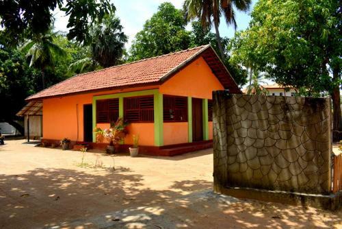 Hostal Yaswi Guest House