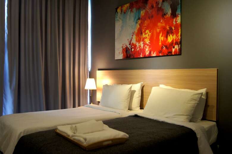 Hotel Twin Galaxy Suites By Iconic Bliss