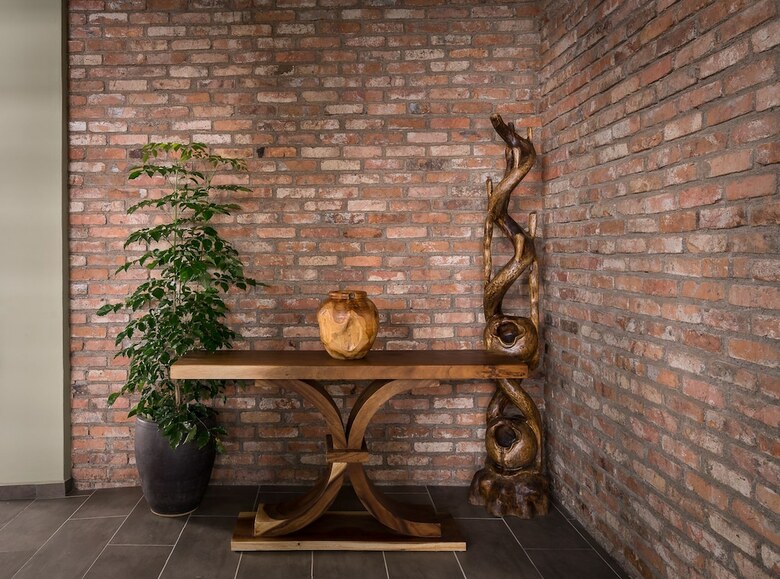 Treasures Hotel And Suites