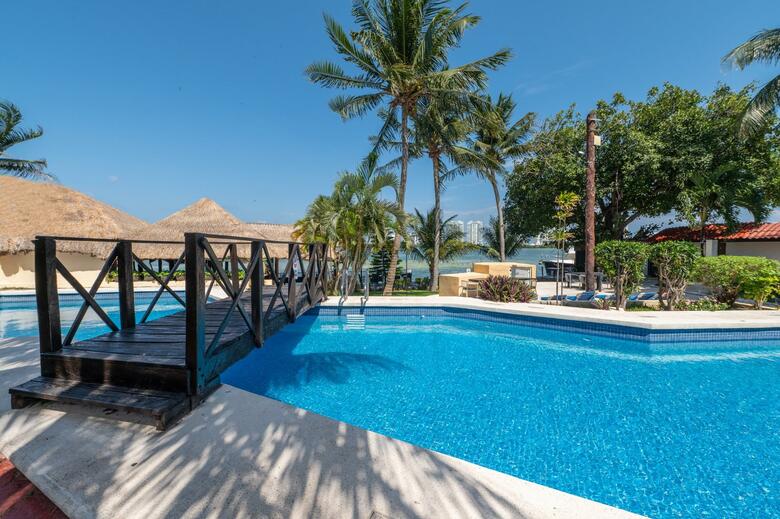 Hotel Imperial Laguna Faranda Canc�n