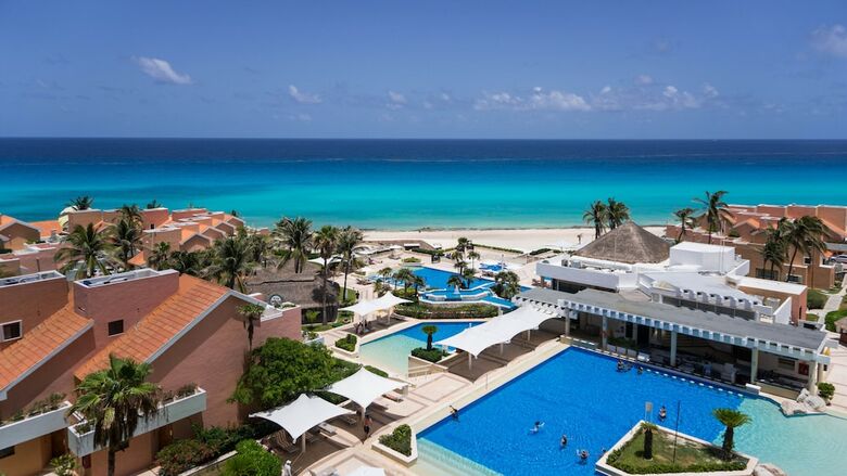 Hotel Wyndham Grand Cancun All Inclusive Resort & Villas