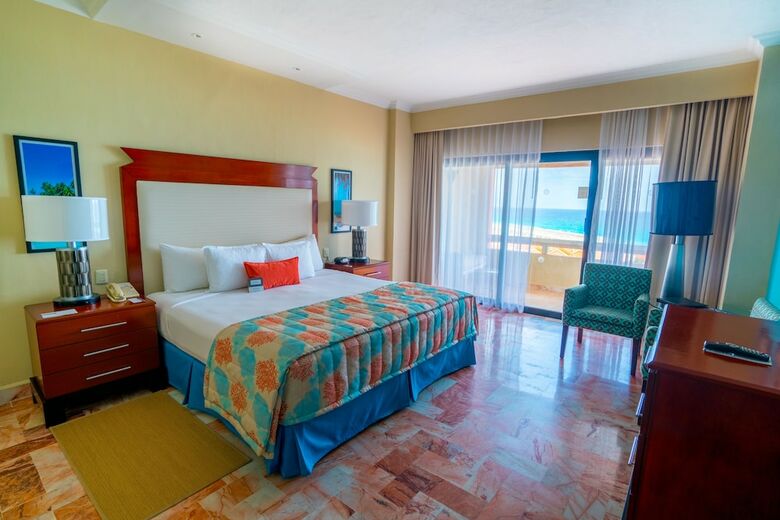 Hotel Wyndham Grand Cancun All Inclusive Resort & Villas