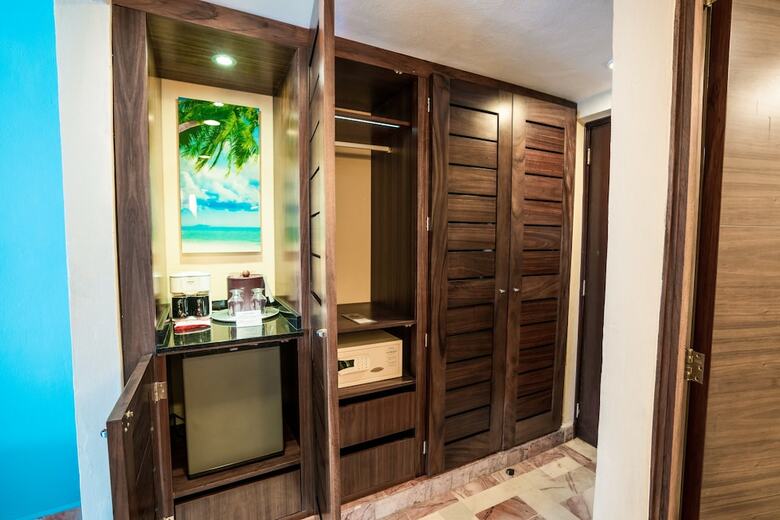 Hotel Wyndham Grand Cancun All Inclusive Resort & Villas