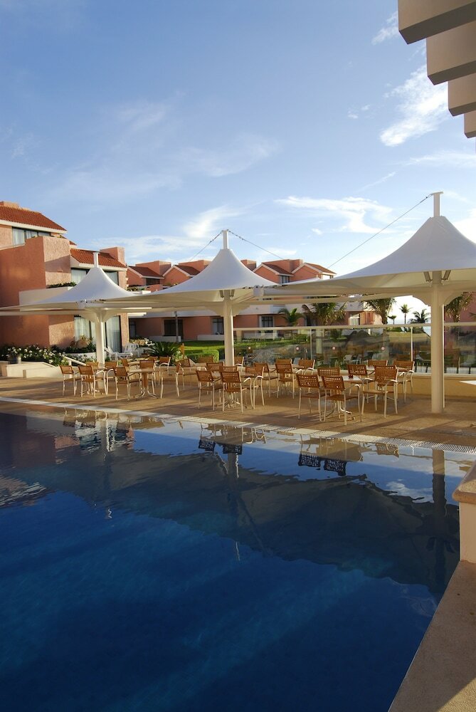Hotel Wyndham Grand Cancun All Inclusive Resort & Villas