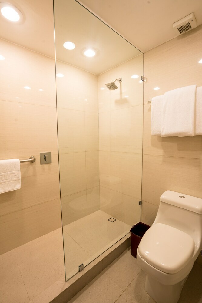 Hotel Wyndham Grand Cancun All Inclusive Resort & Villas