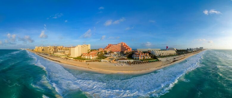 Hotel Wyndham Grand Cancun All Inclusive Resort & Villas