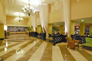 Hotel Wyndham Grand Cancun All Inclusive Resort & Villas